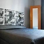 Cosy Monceau מלון 2*
