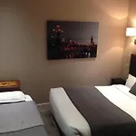 Cosy Monceau מלון 2*