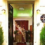 Cosy Monceau מלון