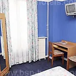Cosy Monceau מלון 2*