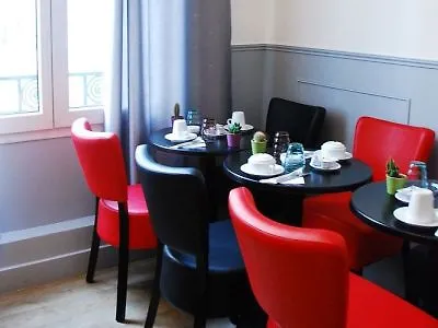 Cosy Monceau Отель