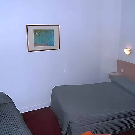 Cosy Monceau 2* Paris