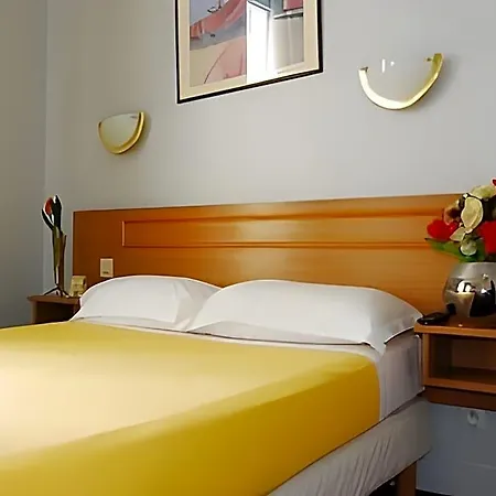 Hotel Cosy Monceau 2*