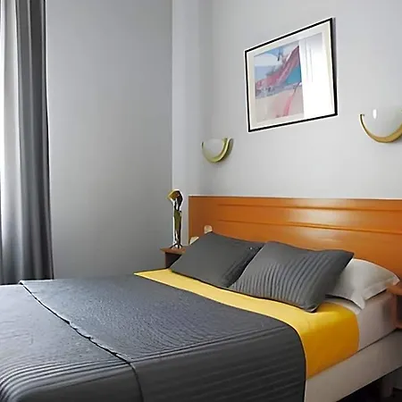 Cosy Monceau Париж