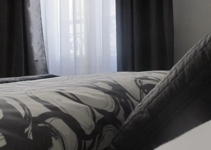 Cosy Monceau Отель Париж