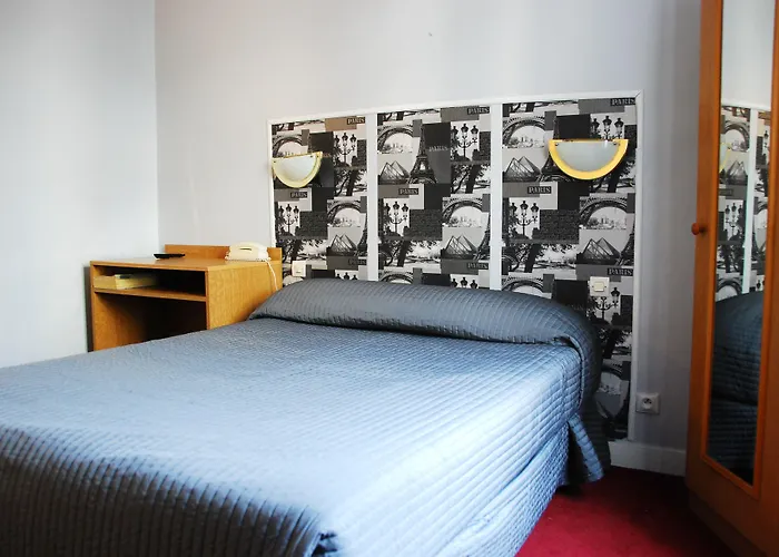 Cosy Monceau Hotel 2*