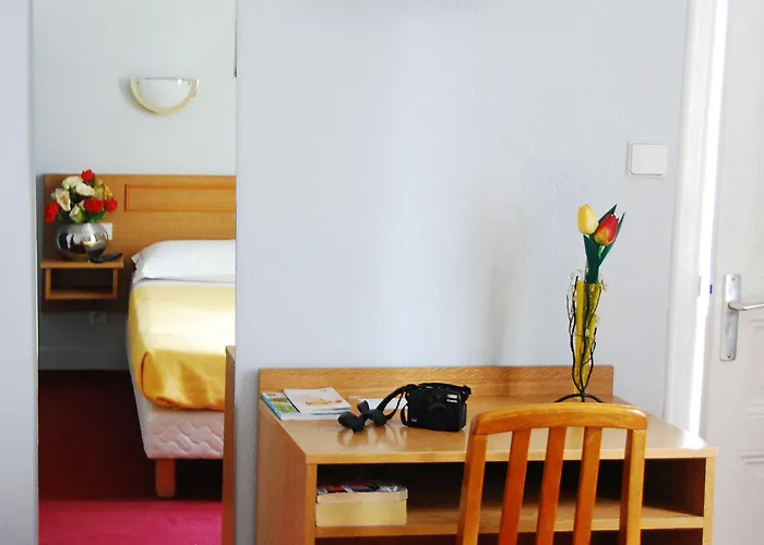 Hotel Cosy Monceau París