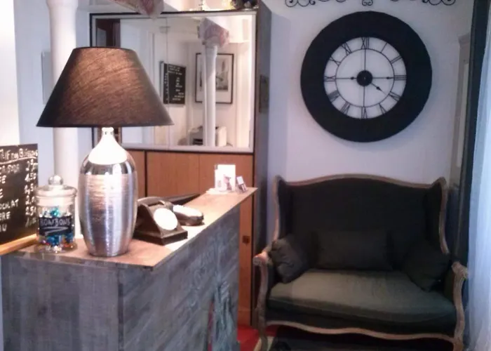 Cosy Monceau Hotel