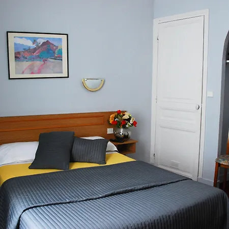 Cosy Monceau Parijs