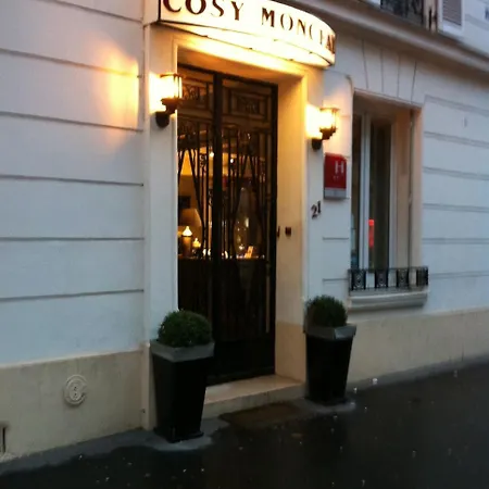 Cosy Monceau Parijs